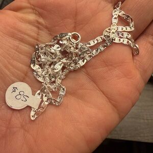 Elegant Silver Women's Necklace